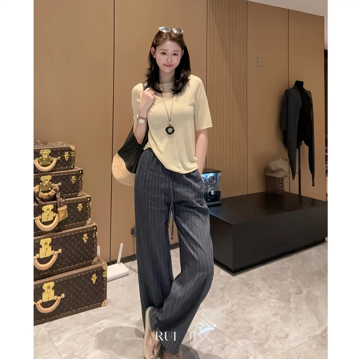Relaxed Wide-Leg Striped Pants with French Ease